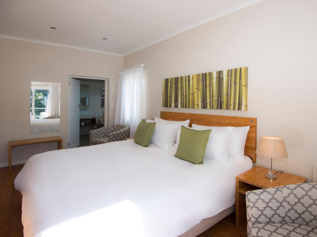 Bamboo Guest House Херманус Екстериор снимка